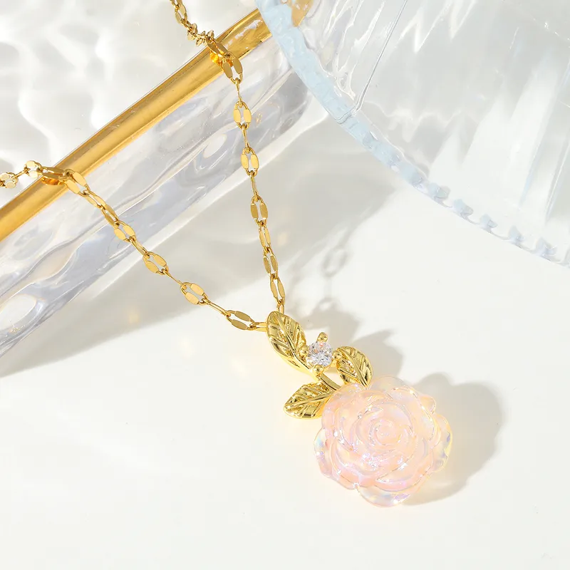 The Russet Bloom Medallion 18K Anti Tarnish Necklace